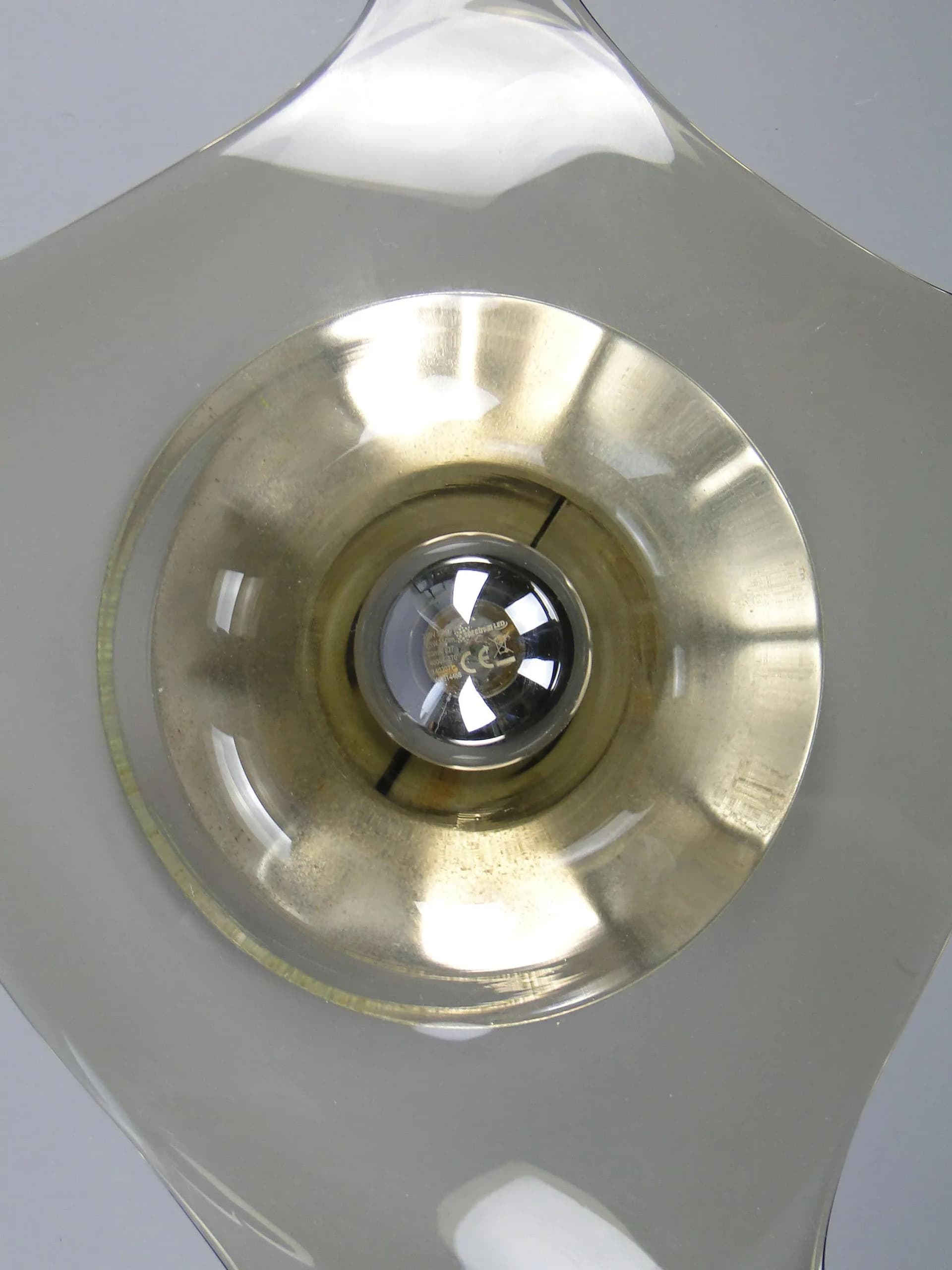 Kinkiet modernistyczny, szkło grafitowe, metal niklowany, Polam, Polska, lata 60. - 40748