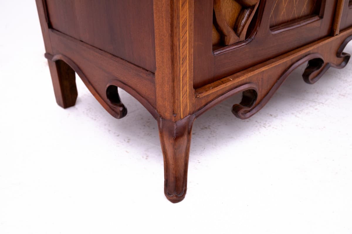 Art Nouveau Dressing Table, walnut, white marble, France, early 20th c. - 77950