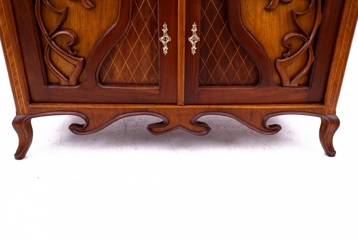 Art Nouveau Dressing Table, walnut, white marble, France, early 20th c. - 77949