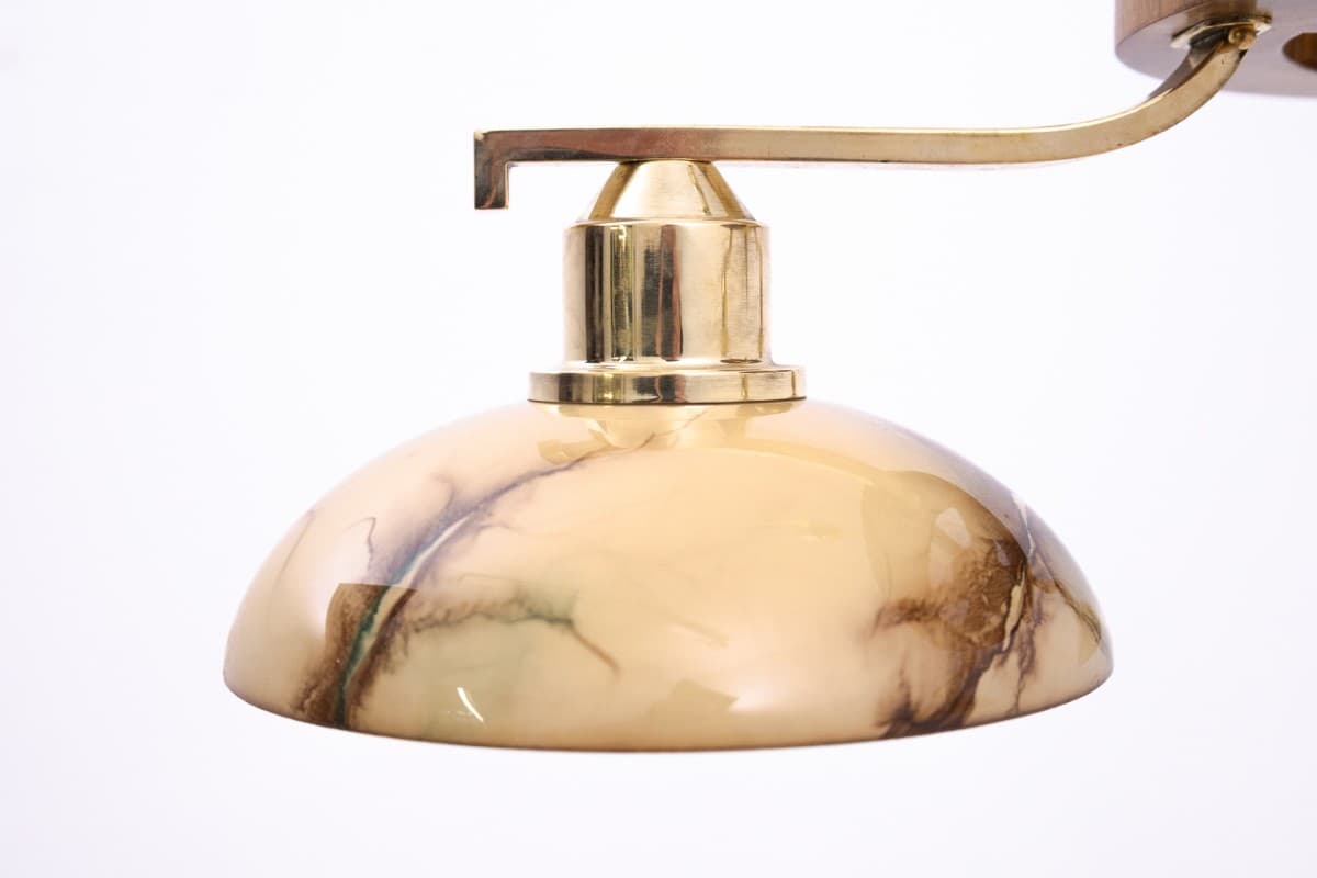 Żyrandol Art Deco, orzech, mosiądz, szkło beżowy, Polska, lata 50. - 77847