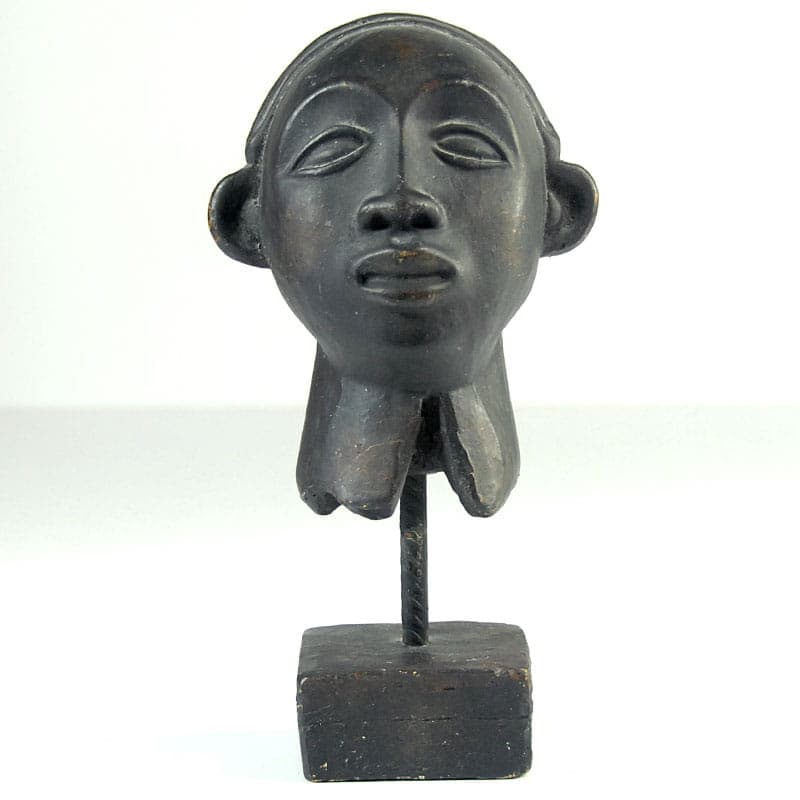 Rzeźba głowy afrykańskiej, czarna, gips patynowany, lata 60. - 39947