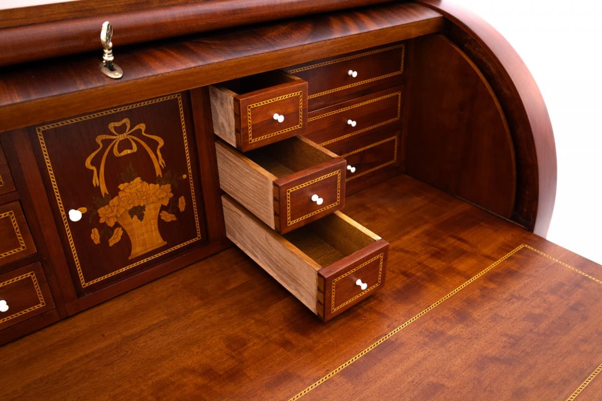 Brązowa sekretera, Skandynawia, lata 90. XIX w. - 47123