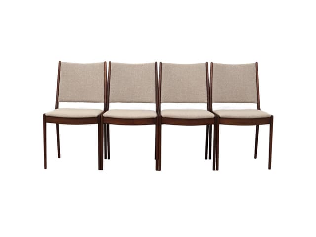 Komplet czterech krzeseł, teak beżowy, proj. J. Andersen, Dania, lata 70. - WYMIARY
