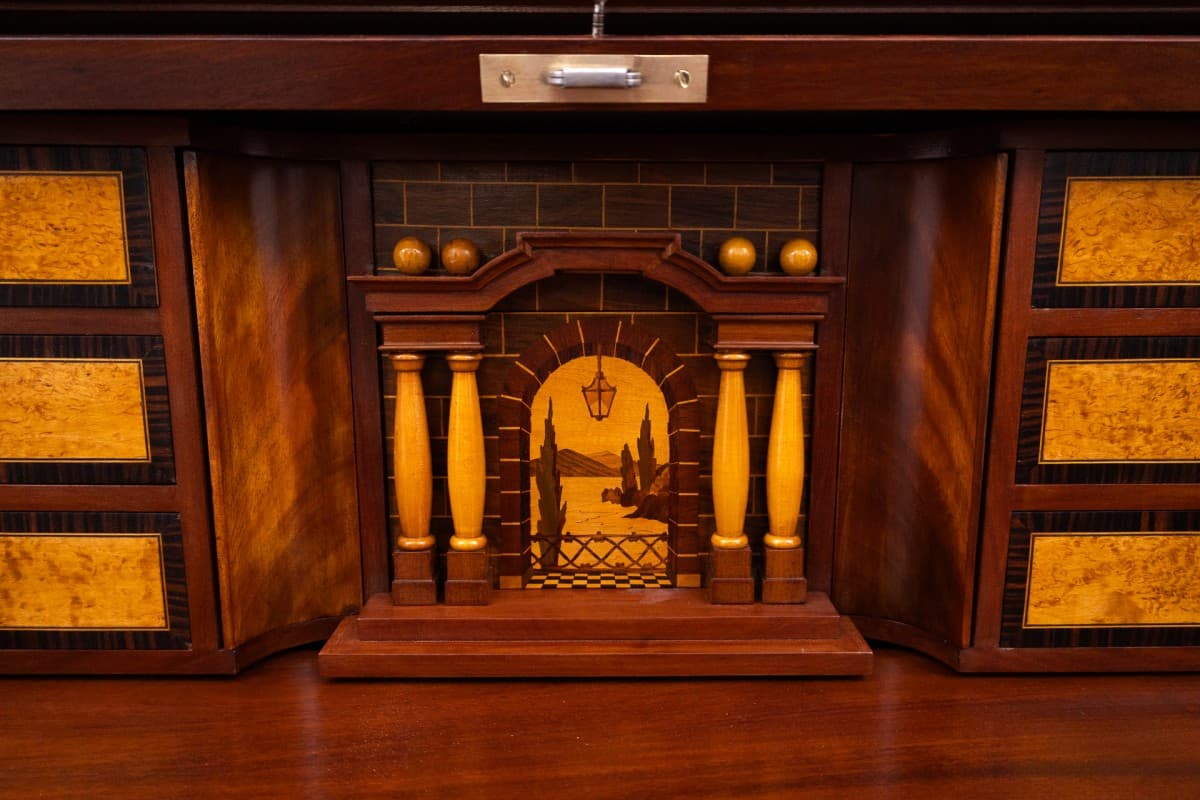 Mahoniowy sekretarzyk z intarsją, Norwegia, lata 80. XIX wieku - 47229