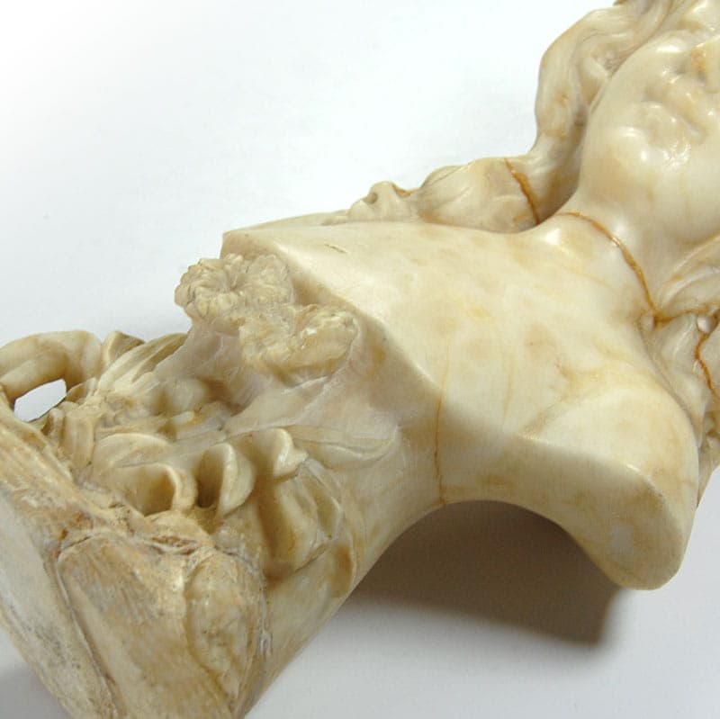 Bust Art Nouveau, beige marble, Italy, early 20th c. - 40329