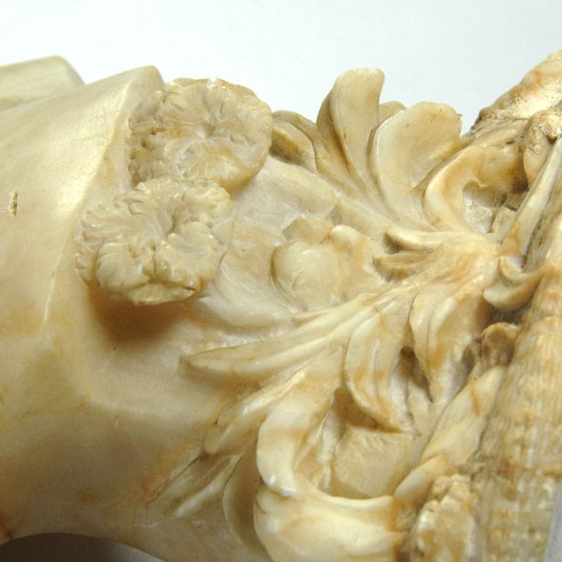 Bust Art Nouveau, beige marble, Italy, early 20th c. - 40330