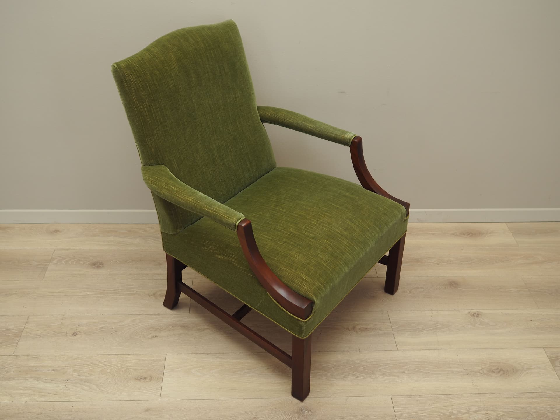 Armchair, green, mahogany, Denmark, 1970s. - 51022