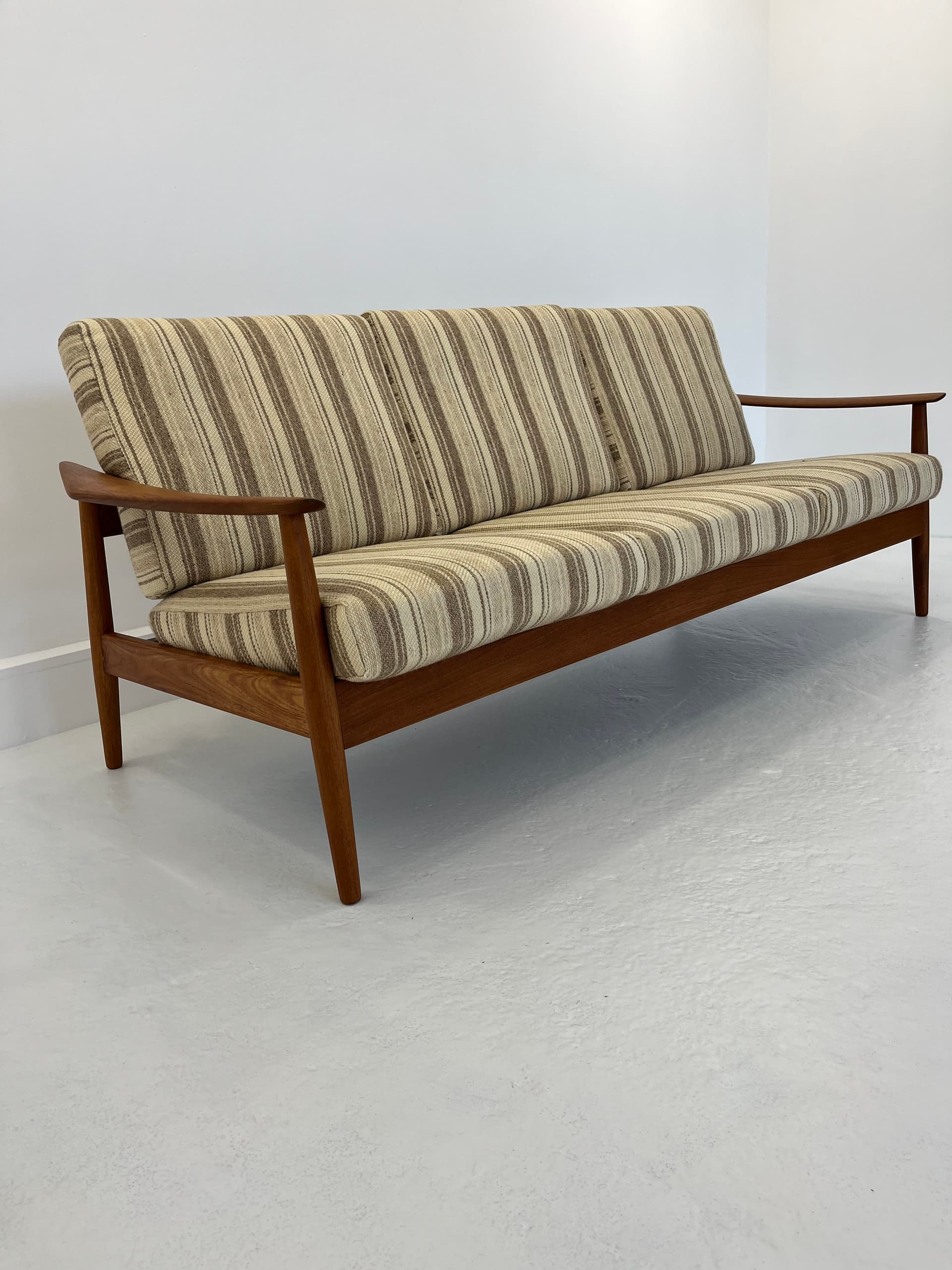 3-seater sofa, light brown teak, by A. Vodder, for France & Son, Denmark, 1960s. - 40828