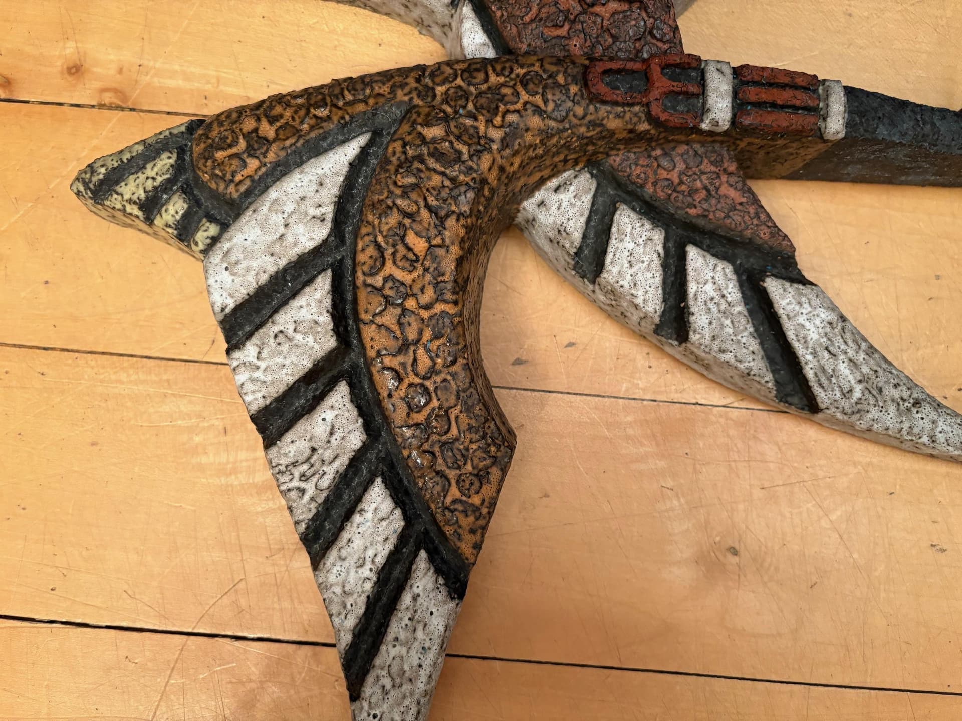 Dekoracja ścienna, ceramika brązowa, proj. J. Puntman, Holandia, lata 50. - 79876