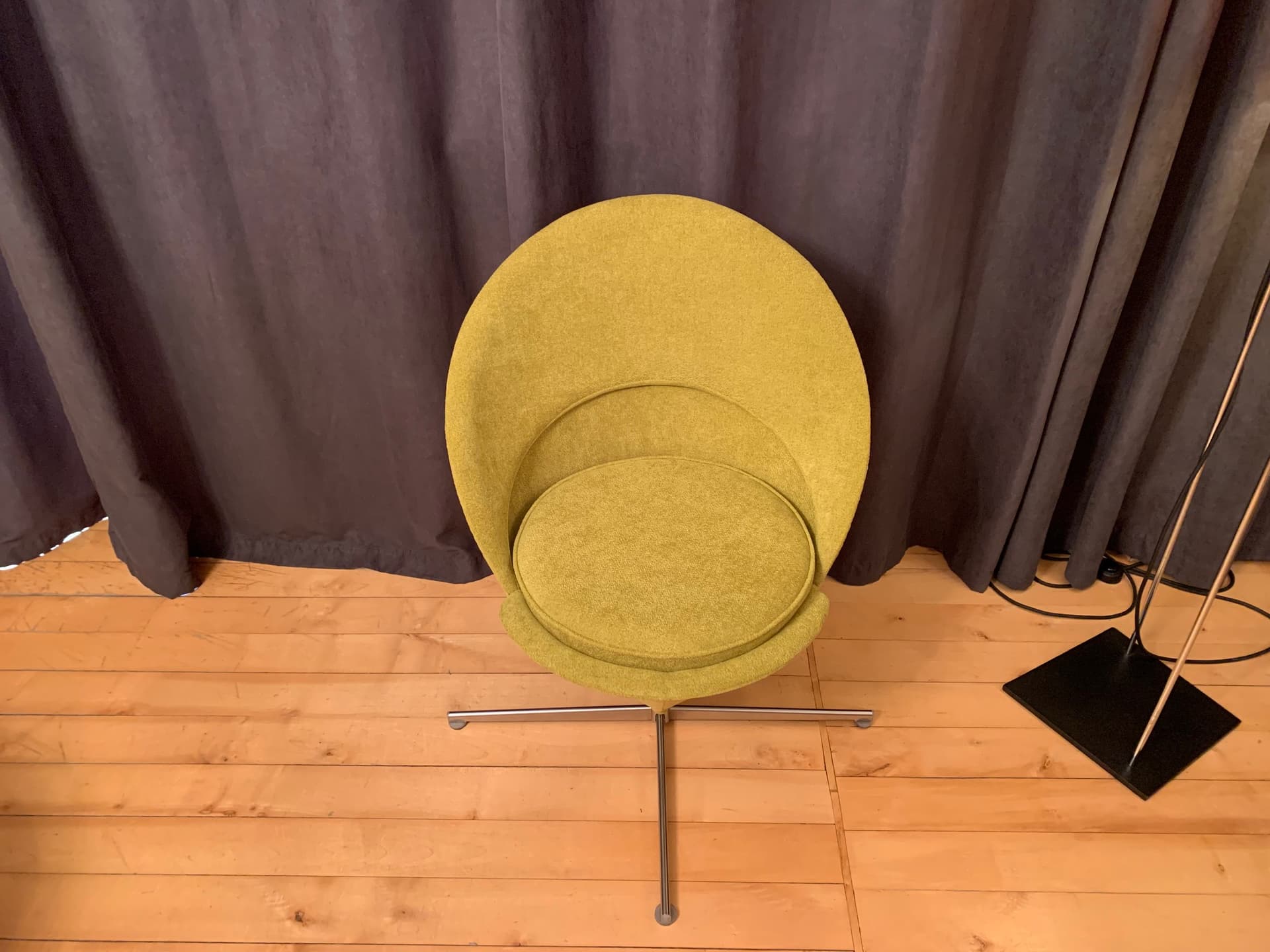 Krzesło Cone, żółty, velvet, proj. V. Panton, Dania, lata 50. - 40978