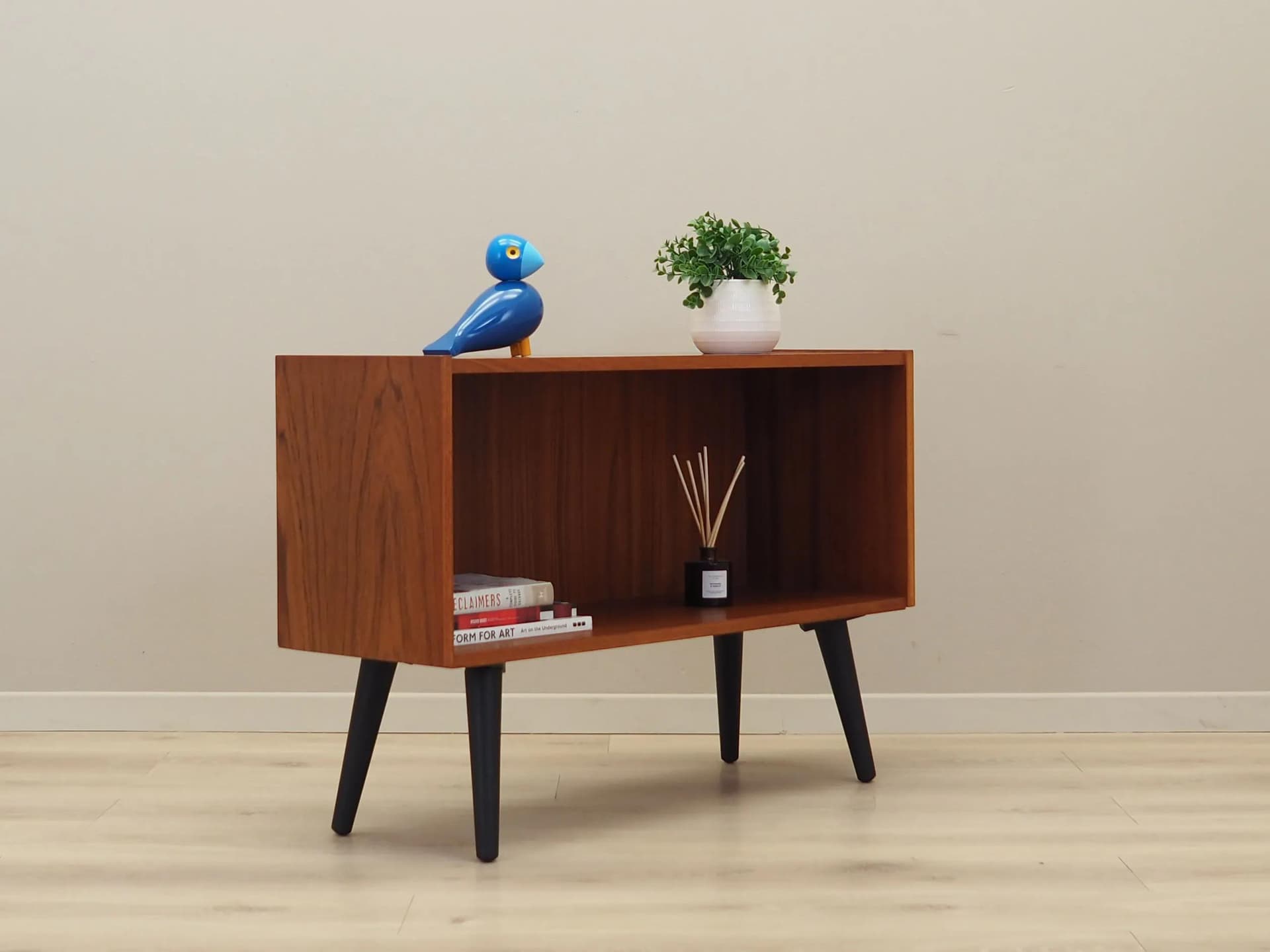 Shelf, orange teak, Denmark, 1970s - 42691
