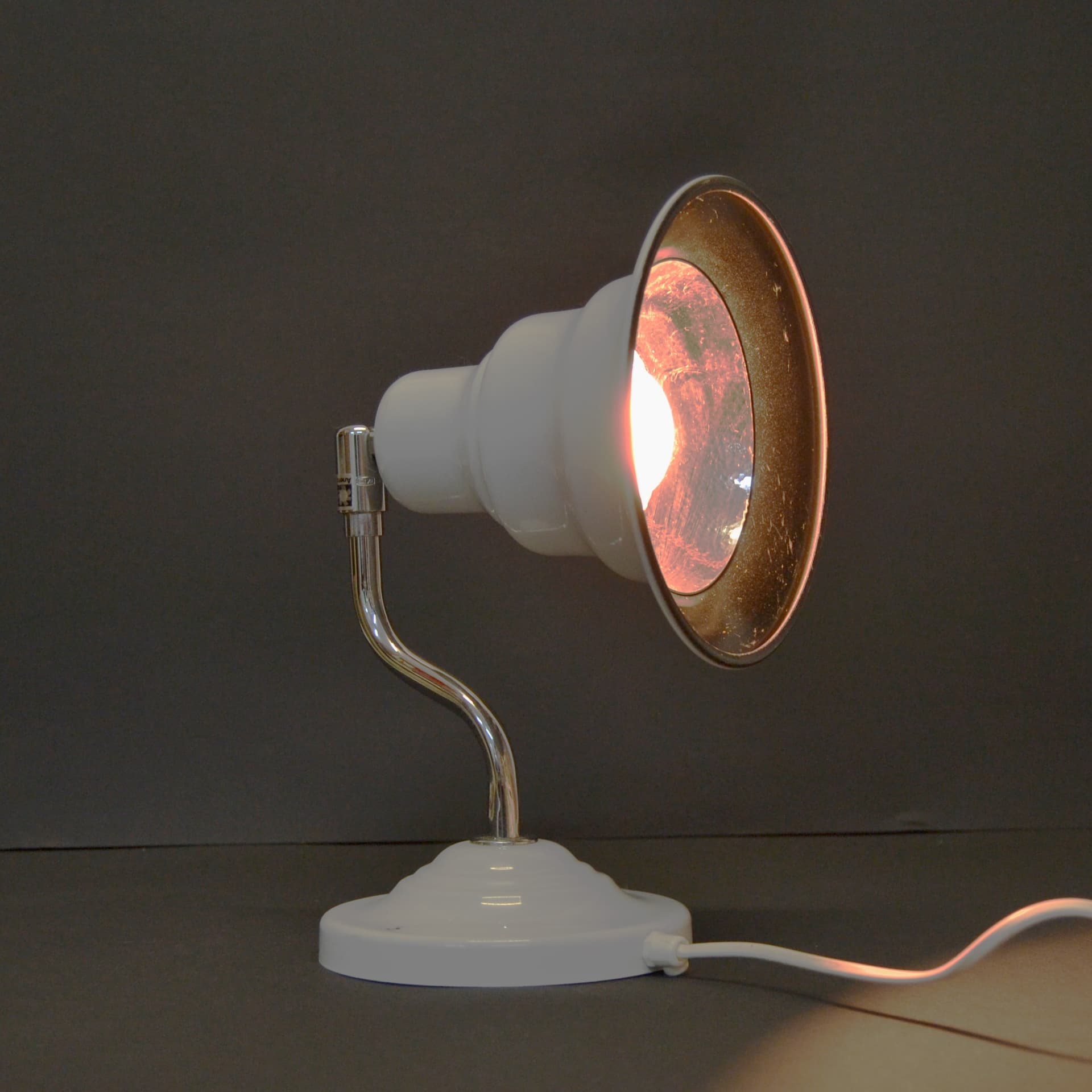 Lampa ścienna, ivory white, metal, proj. J. Winkler, Szwecja, lata 70. - 326