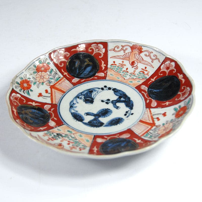 Imari Plate, multicolor, faience, Japan, late 19th/early 20th c. - 41237