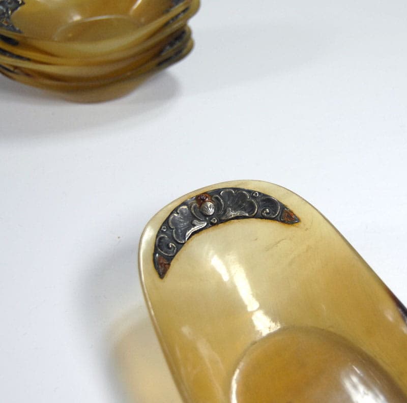 Zestaw miseczek art déco, beżowy, róg bawoli, srebro, Indonezja, lata 30. - 42099