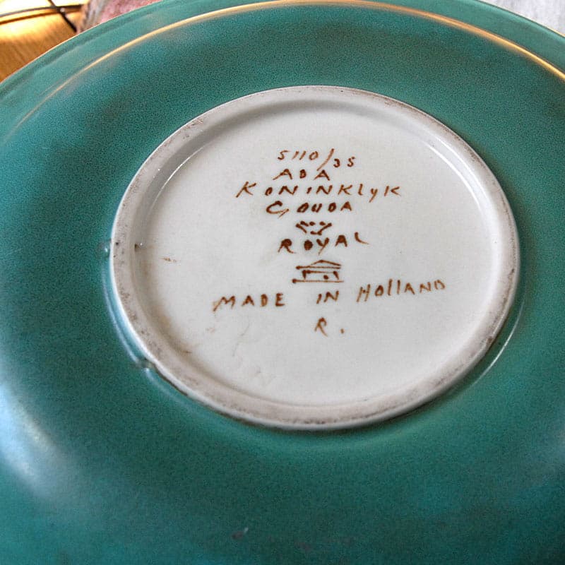 Decorative Platter Royal Gouda, multicolor ceramics, Netherlands, 1950s. - 42052