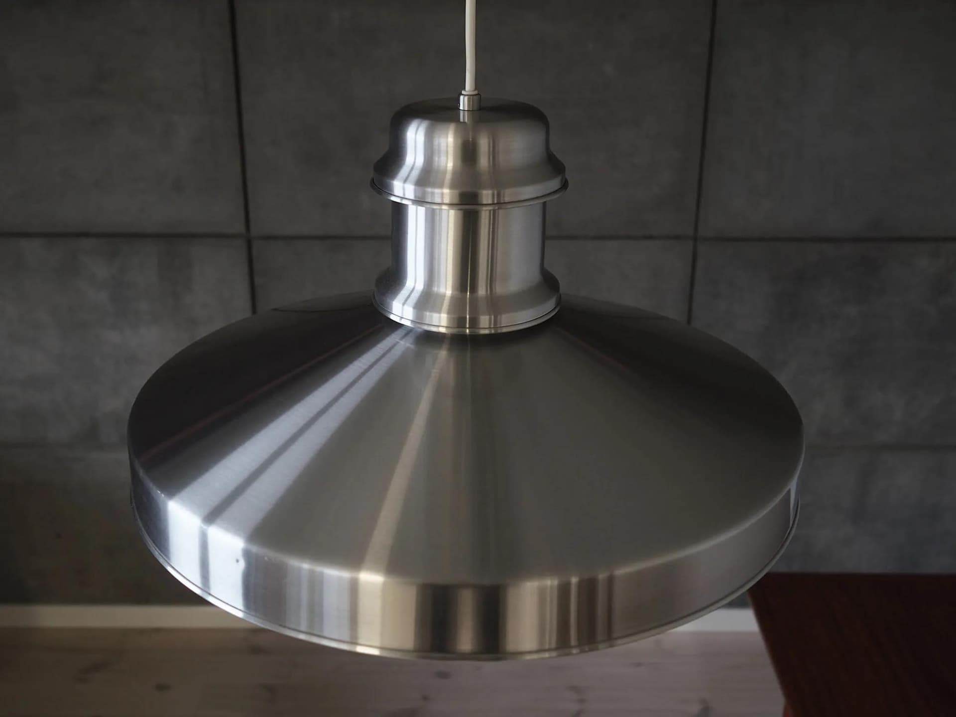 Lampa wisząca, skandynawski design, aluminium srebrny, Dania, lata 70. - 42236