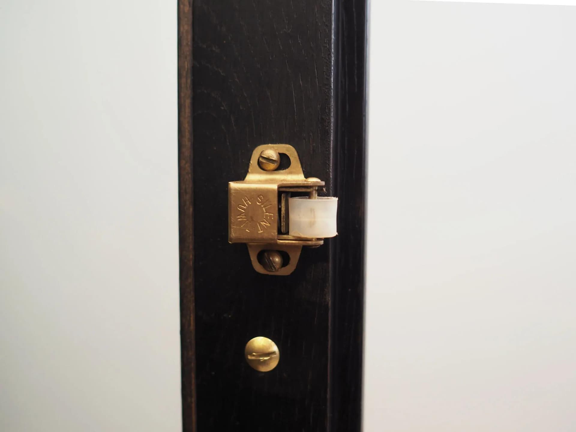 Kredens, dąb brązowy ciemny, proj. B. Mogensen, Dania, lata 60. - 42861