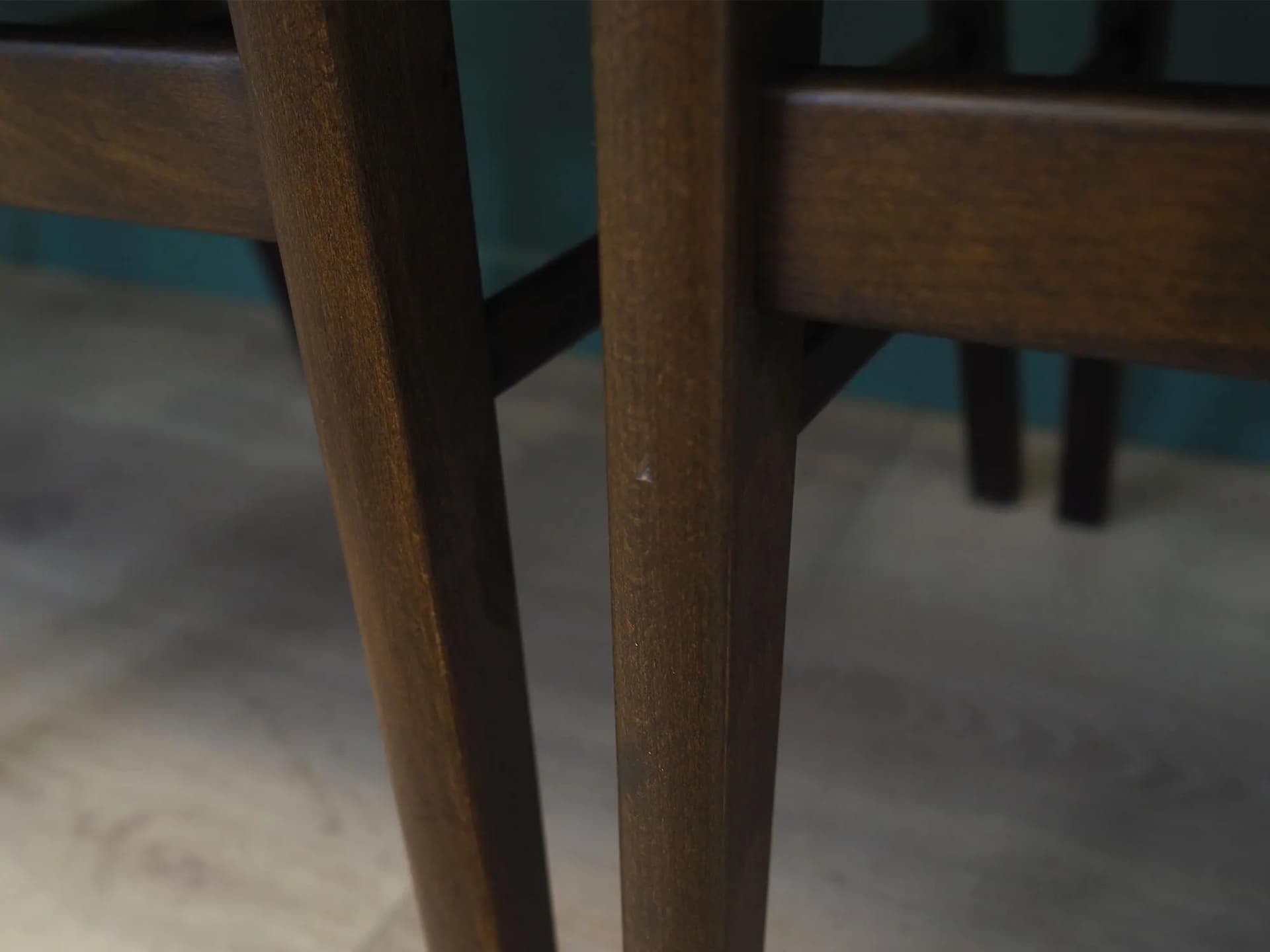 Komplet sześciu krzeseł, buk koniakowy, Dania, lata 60. - 43353