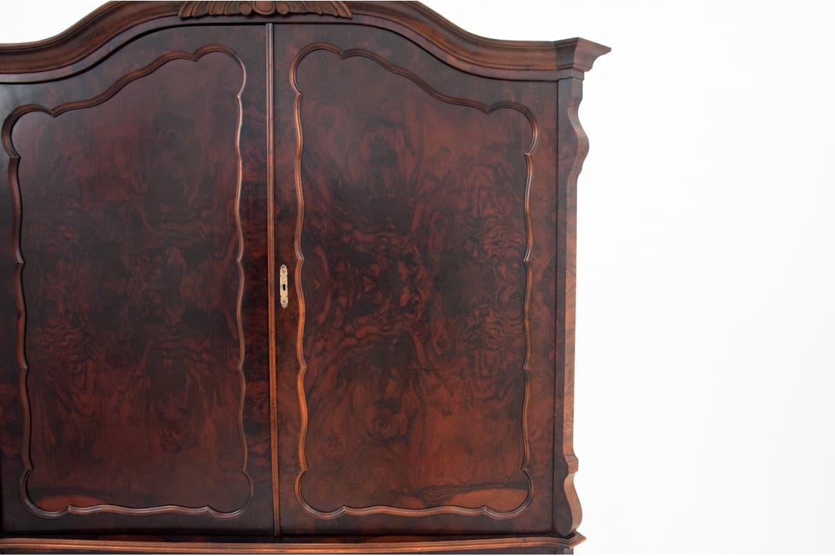 Ciemnobrązowa szafa Chippendale, Europa Zachodnia, lata 60. - 47593