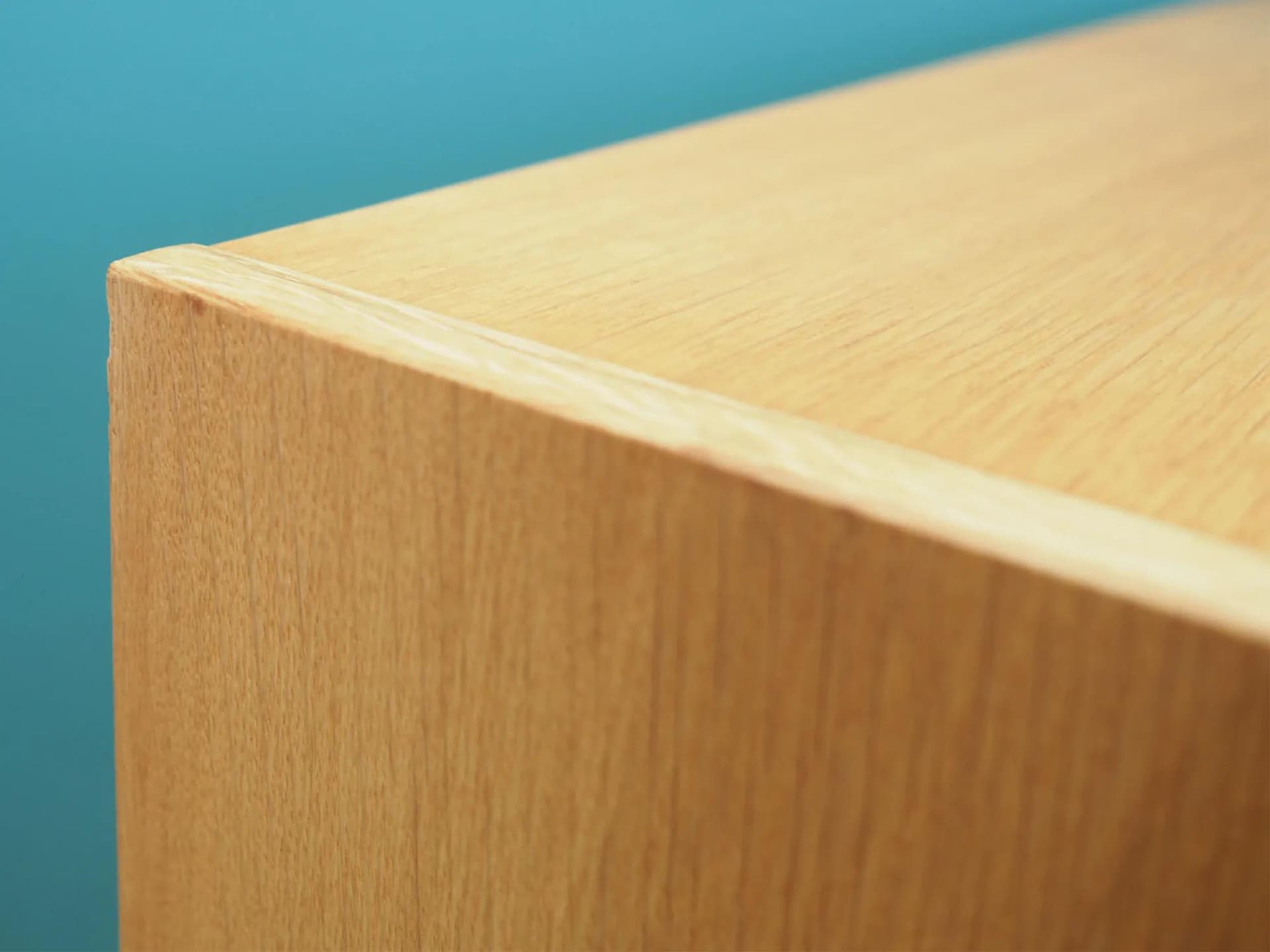 Szafka, dąb brązowy, Dania, lata 60. - 43236