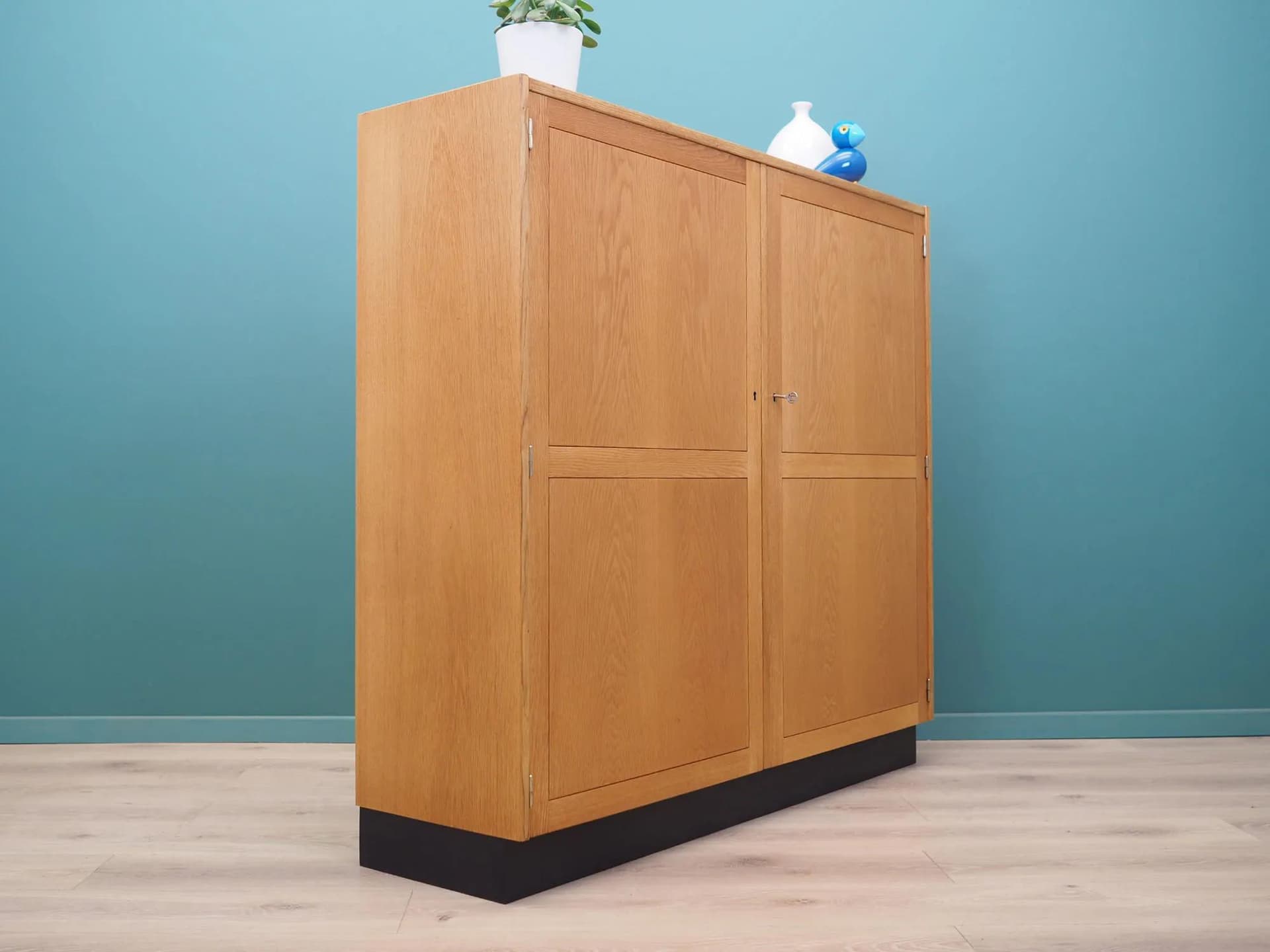 Szafka, dąb brązowy, Dania, lata 60. - 43234