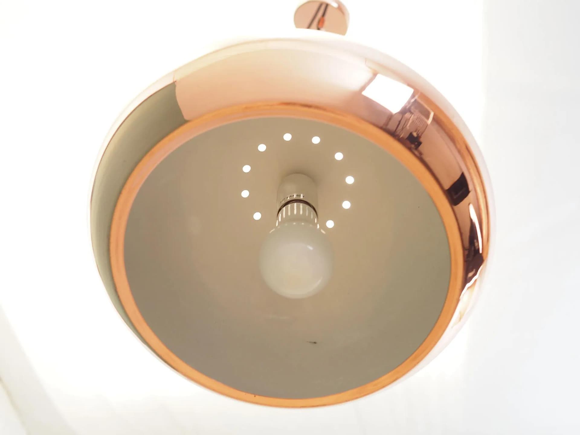 Lampa wisząca, różowy metal, Dania, lata 90. - 43914