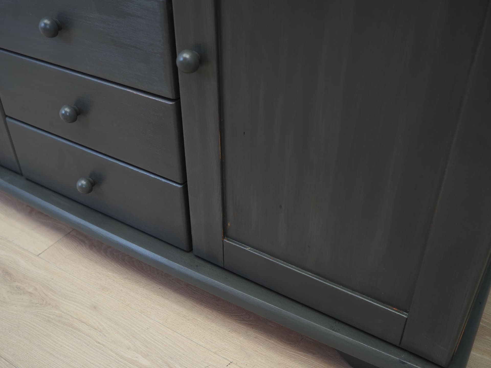 Kredens, skandynawski design, sosna szara, Dania, lata 80. - 50683