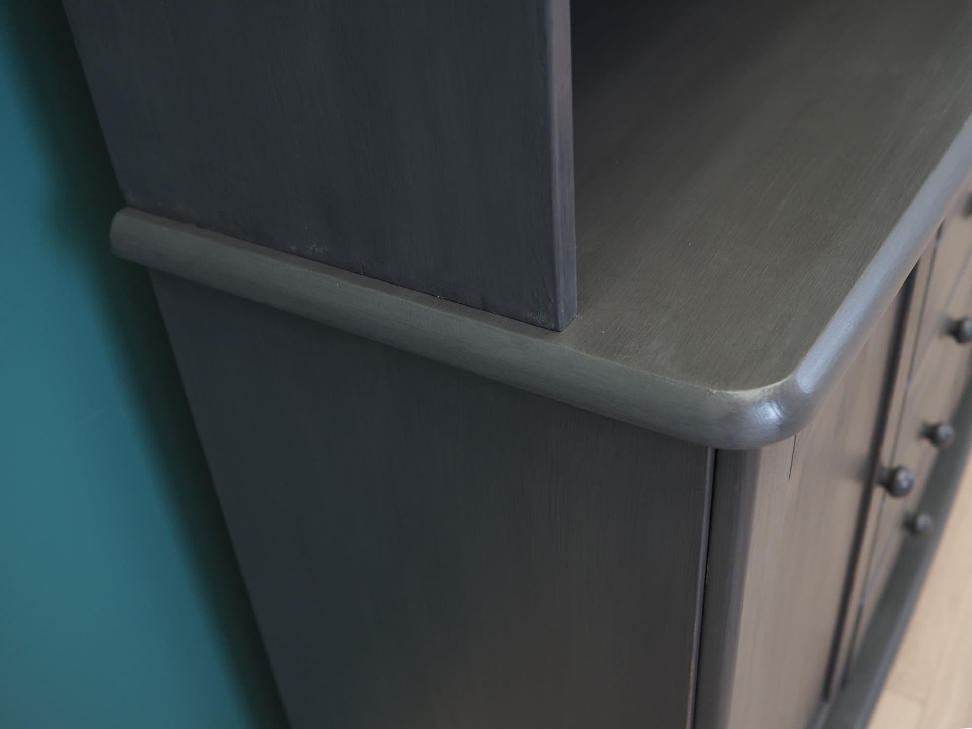 Kredens, skandynawski design, sosna szara, Dania, lata 80. - 50677