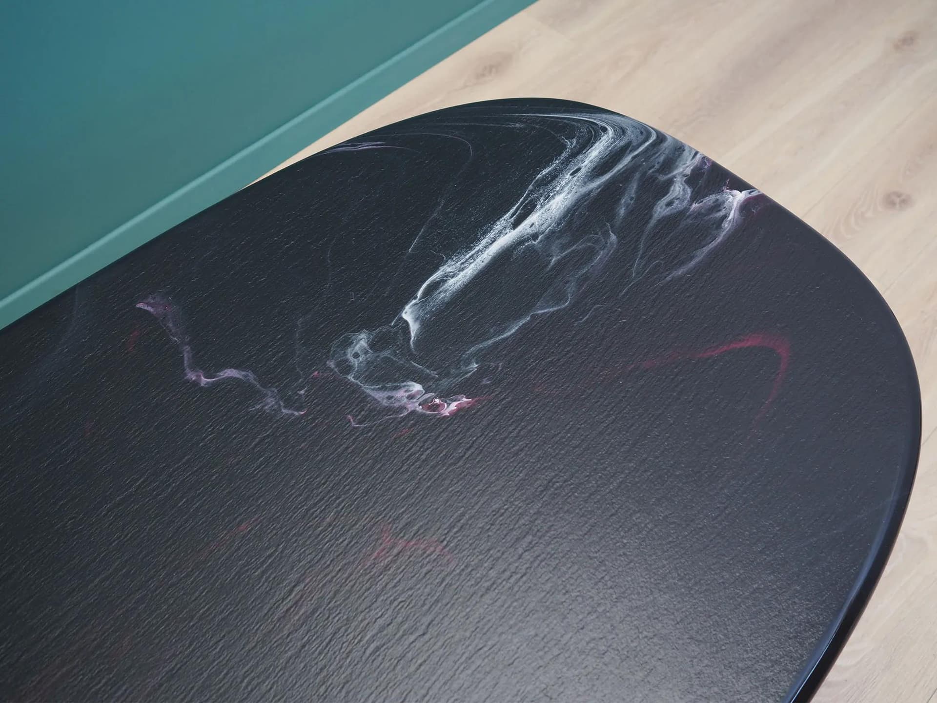 Stolik kawowy, czarny, konglomerat kamienny, Dania, lata 70. - 43654