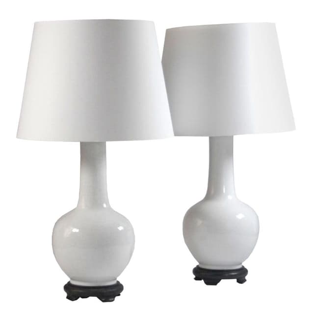 Pair of table lamps, white ceramic, Italy, 1970s. - DIMENSION