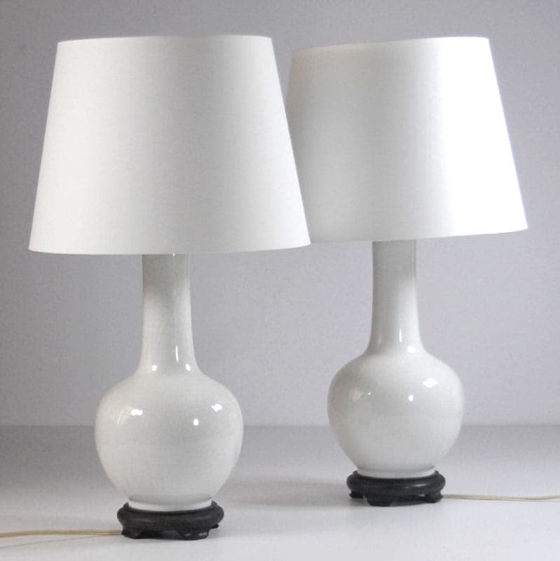 Pair of table lamps, white ceramic, Italy, 1970s. - 44020