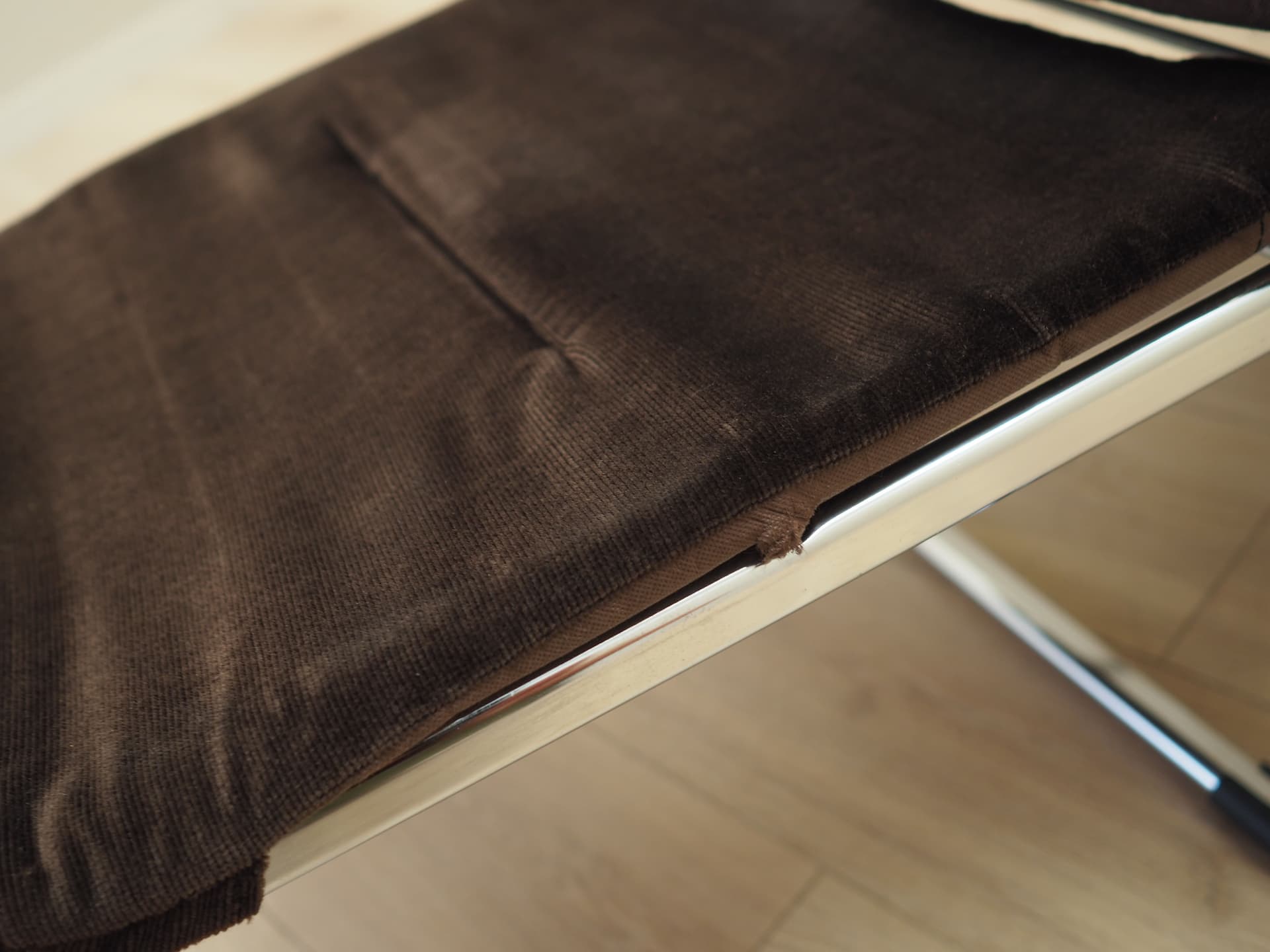 Fotel, velvet brązowy, metal chromowany, Dania, lata 70. - 50433