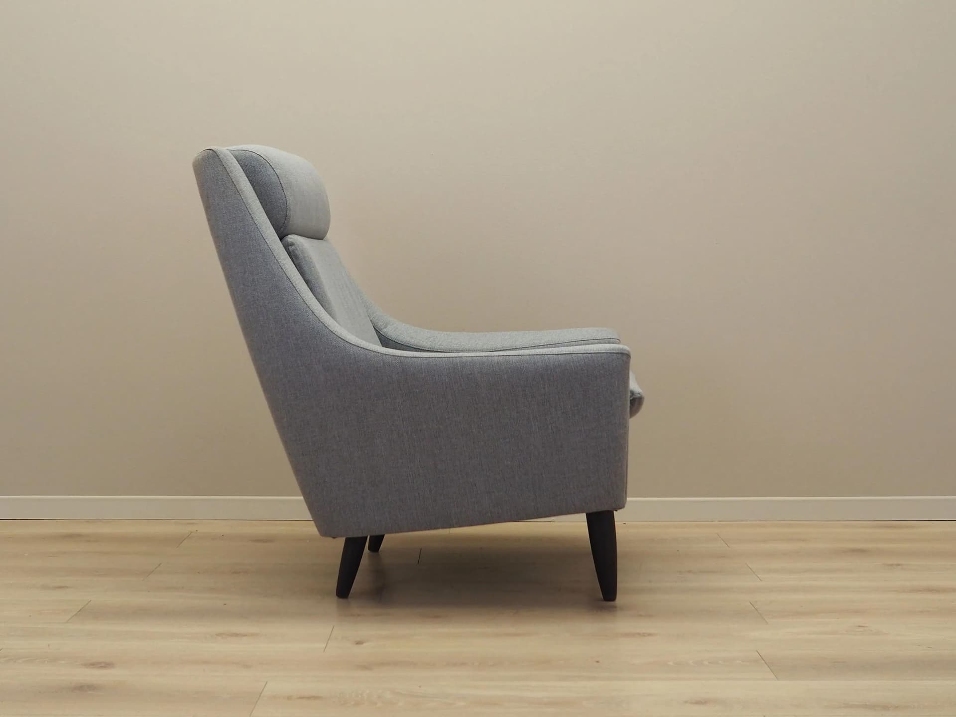 Armchair, grey fabric, wood, Denmark, 1970s. - 44270