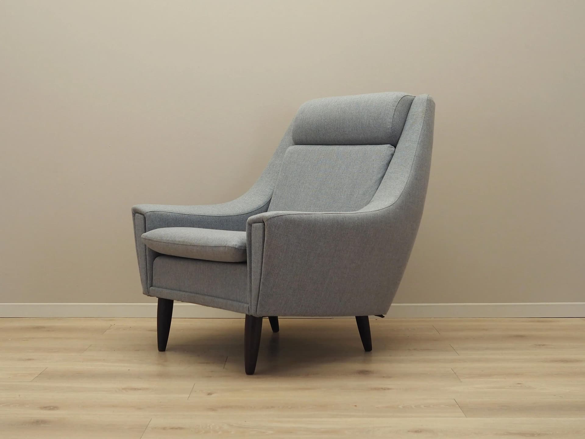 Armchair, grey fabric, wood, Denmark, 1970s. - 44273