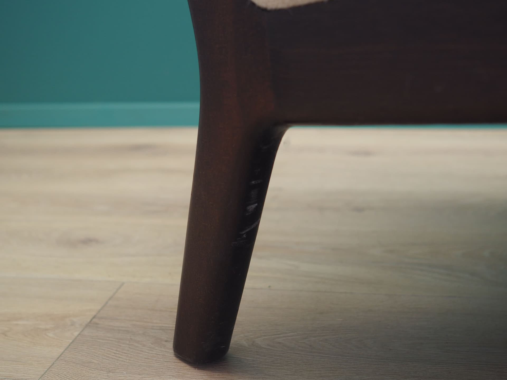 Fotel, beżowy, mahoniowy, tkanina, Dania, lata 70. - 50380