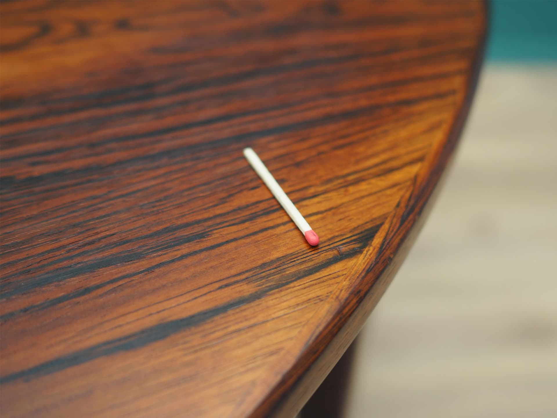 Stół okrągły, palisander brązowy, Dania, lata 60. - 50358