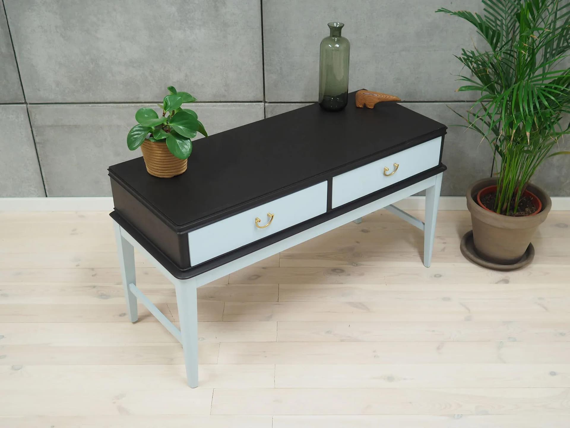 Komoda, modernizm, orzech niebieski, Francja, lata 70. - 44570