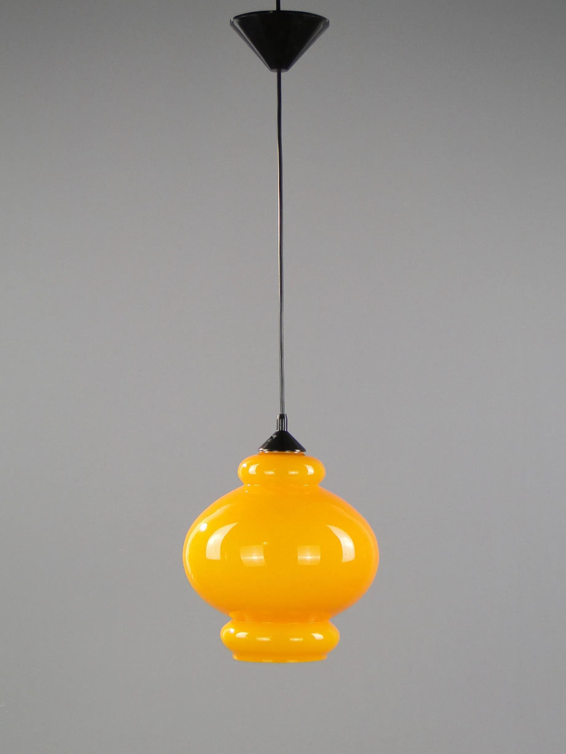 Lampa wisząca Pop Art, żółty, szkło, Polam, Polska, lata 60. - 45103