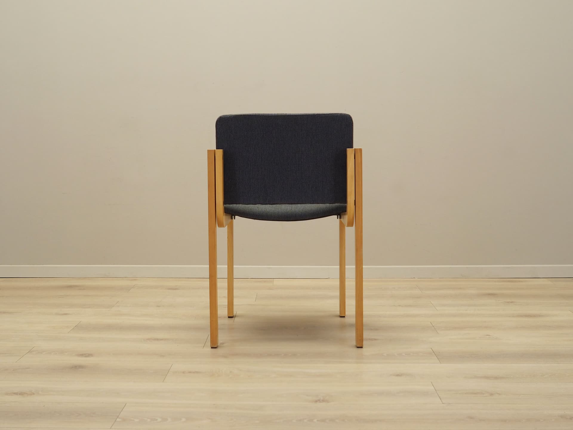 Set of six chairs, graphite, wood, Fritz Hansen, Denmark, 1980s. - 45172