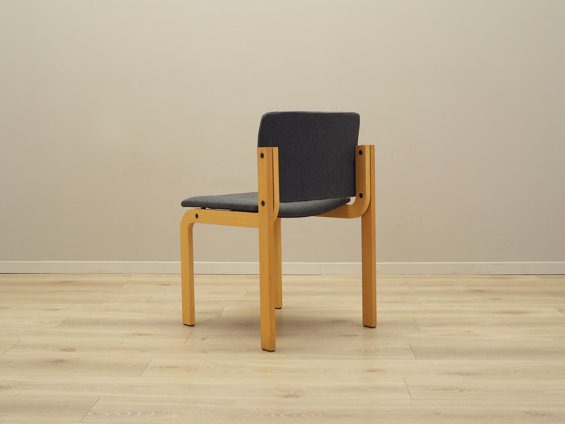 Set of six chairs, graphite, wood, Fritz Hansen, Denmark, 1980s. - 45173
