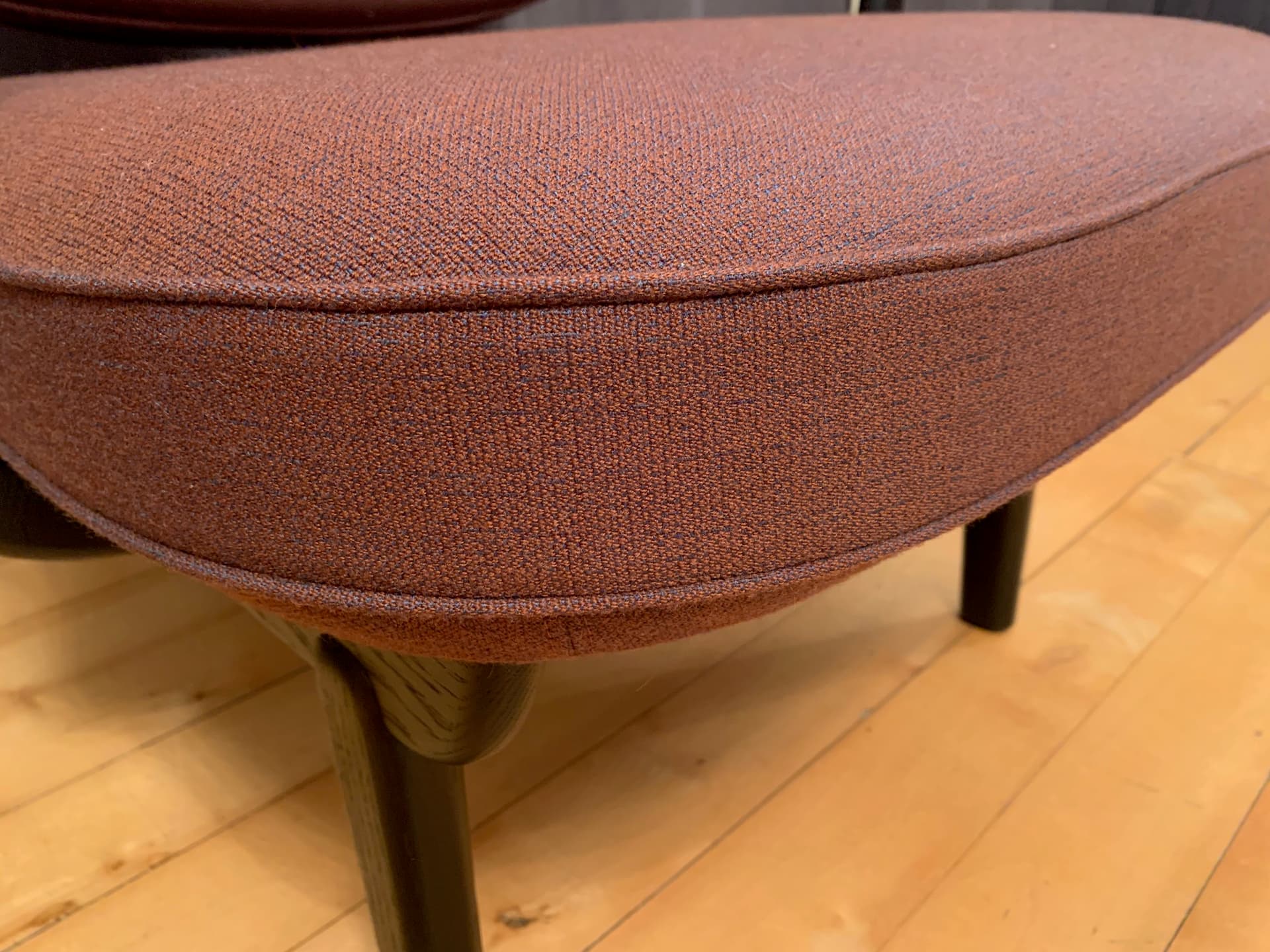 Armchair Fred, pink, black-brown ash, by J. Hayon, Fritz Hansen, Denmark - 45593