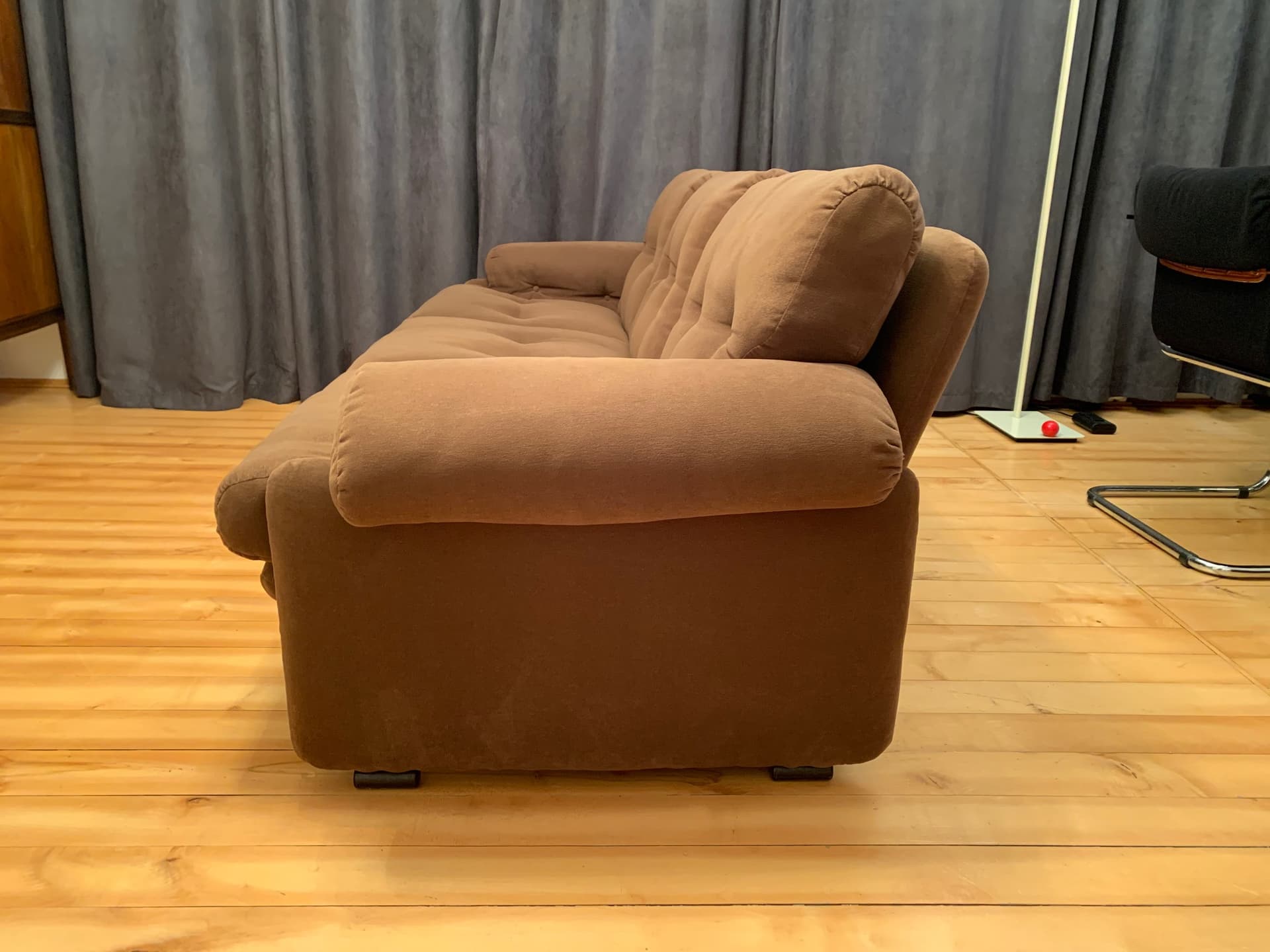 Sofa Coronado, velvet brązowy, proj. T. Scarpa, B&B Italia / C&B Italia, Włochy, lata 60. - 45796