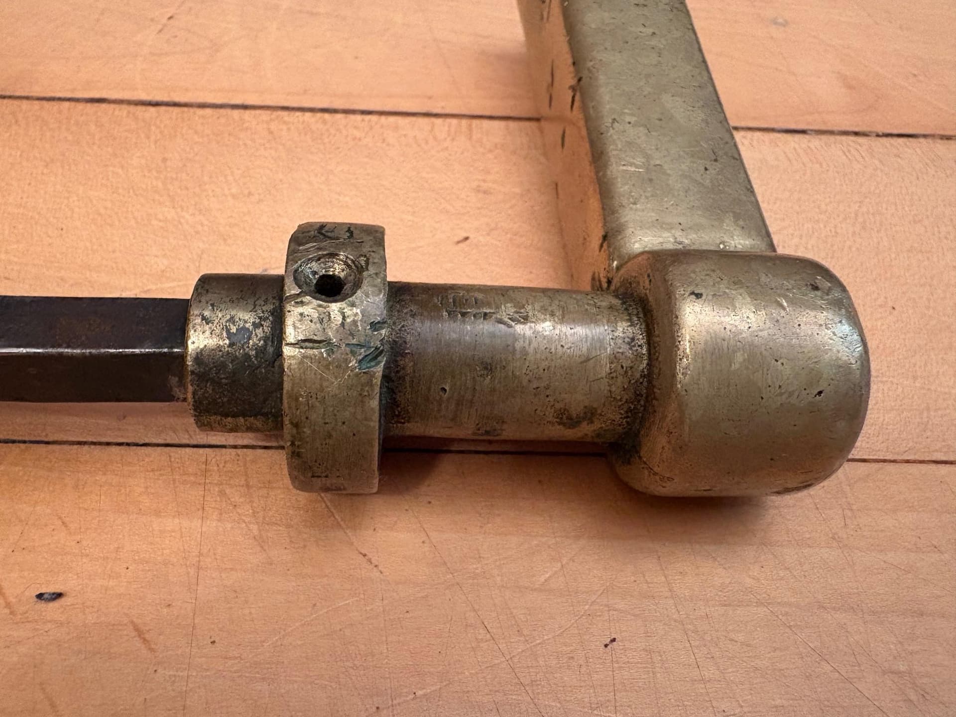 Para klamek drzwiowych Bauhaus, mosiądz złoty, Niemcy, lata 30. - 79838