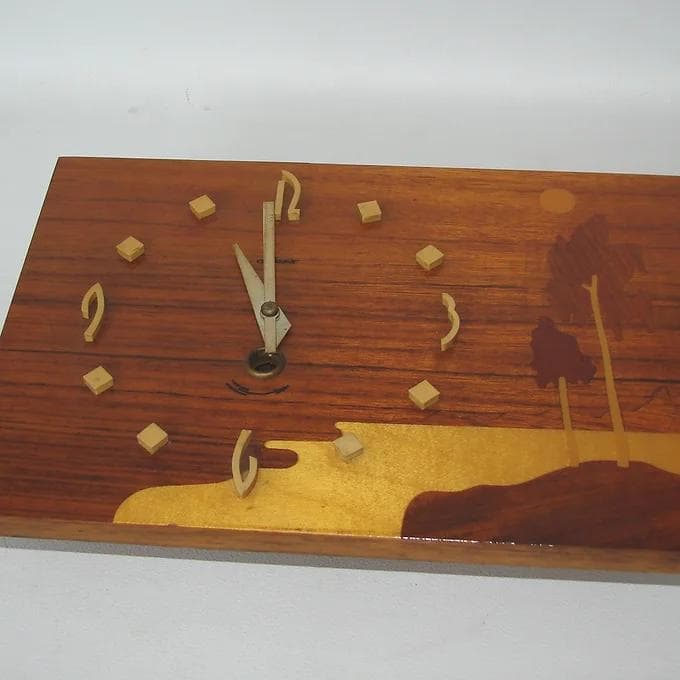 Zegar ścienny MAJAK, złoty, metal, ZSRR, lata 70. - 46551