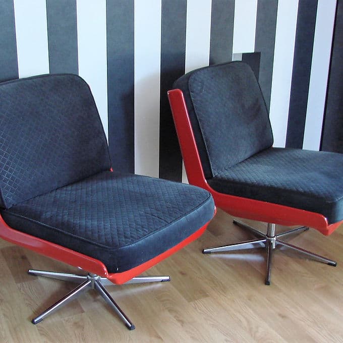 Para foteli Dinna, czerwona, włókno szklane czarne, stal chromowana, Niemcy, lata 60. - 46516