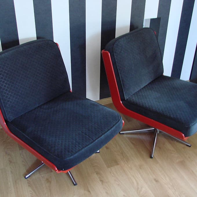 Para foteli Dinna, czerwona, włókno szklane czarne, stal chromowana, Niemcy, lata 60. - 46513