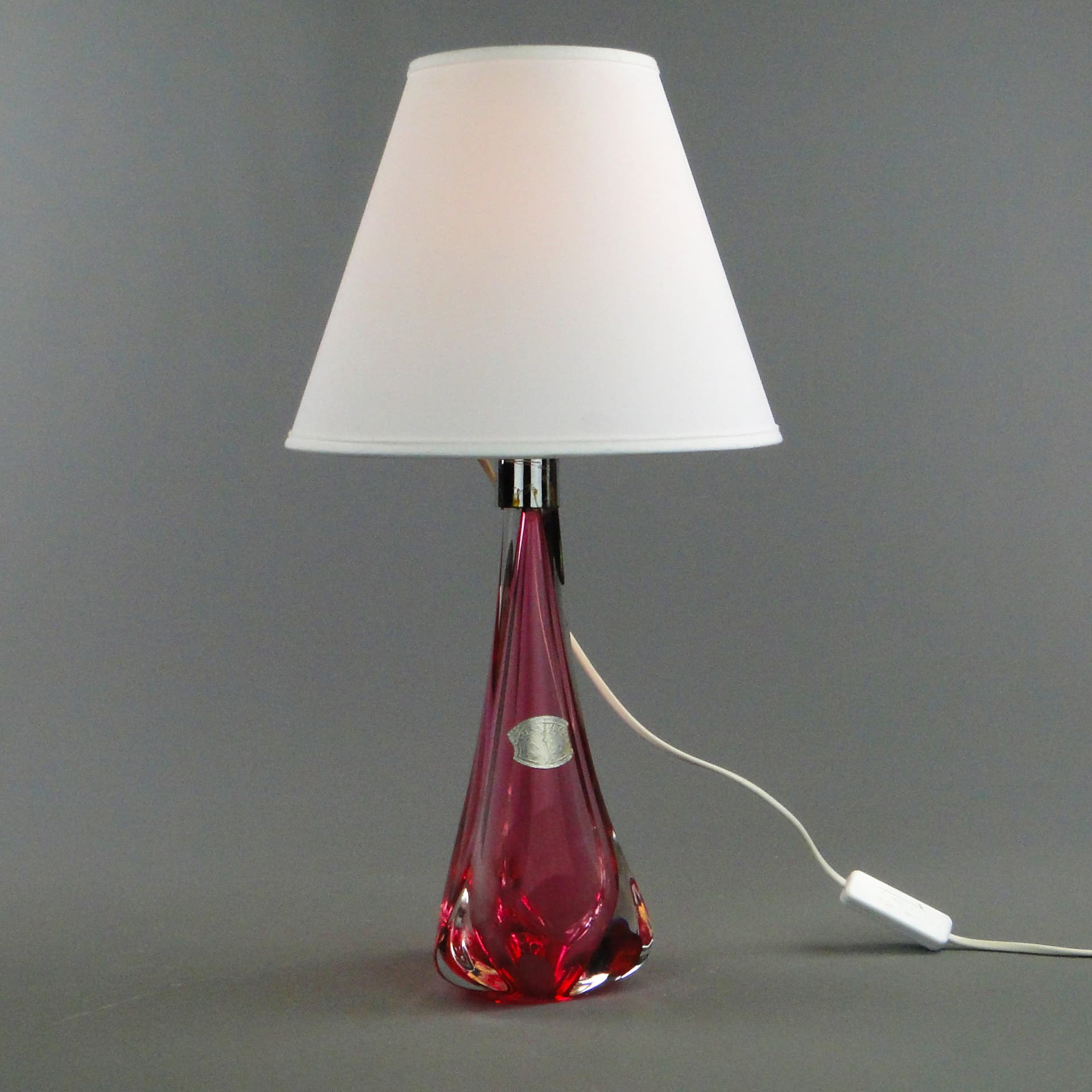 Lampa stołowa, szkło różowy, Val St Lambert, Belgia, lata 60. - 47195