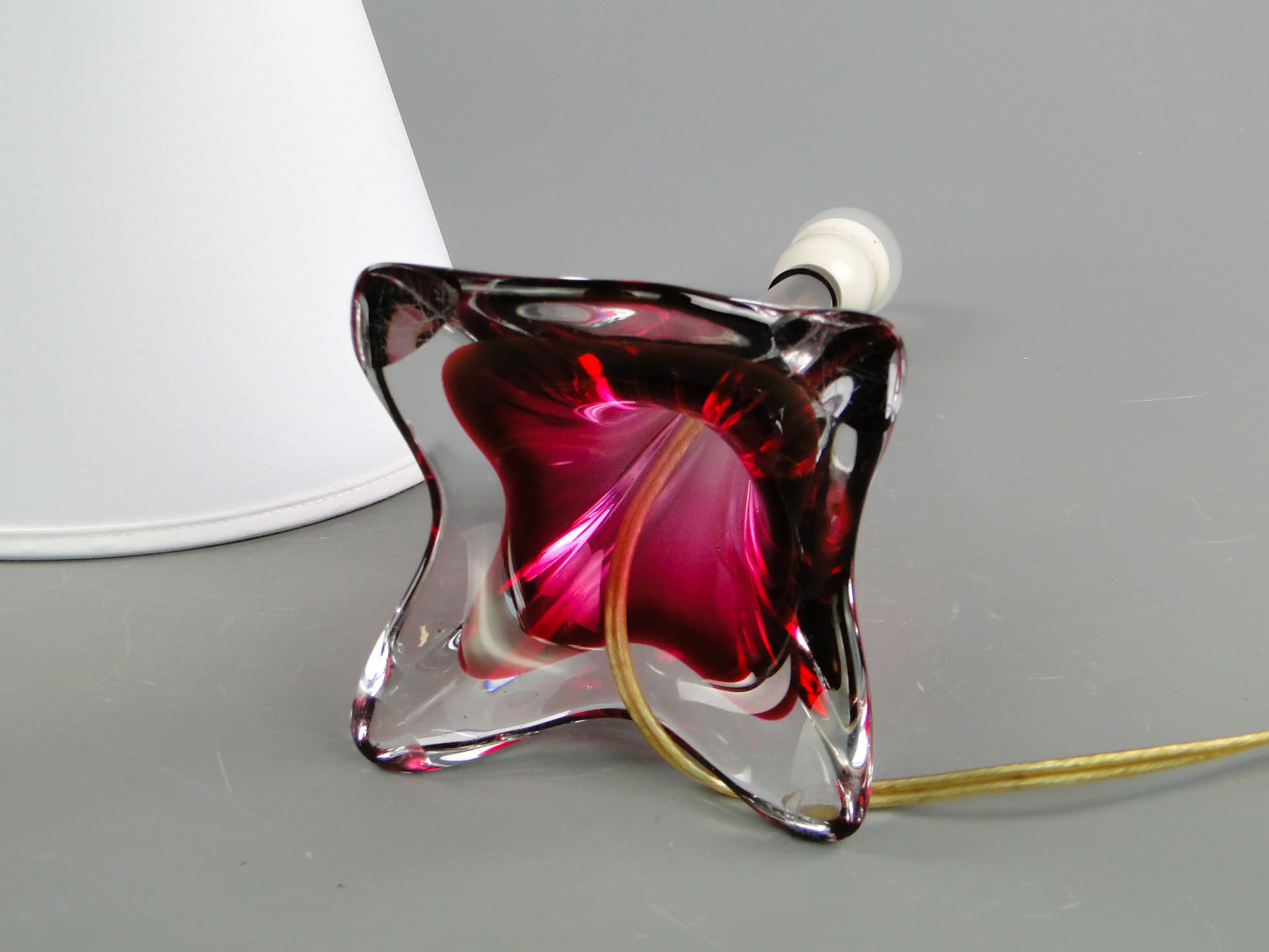 Table lamp, Val St Lambert, red glass, Belgium, 1960s. - 47211