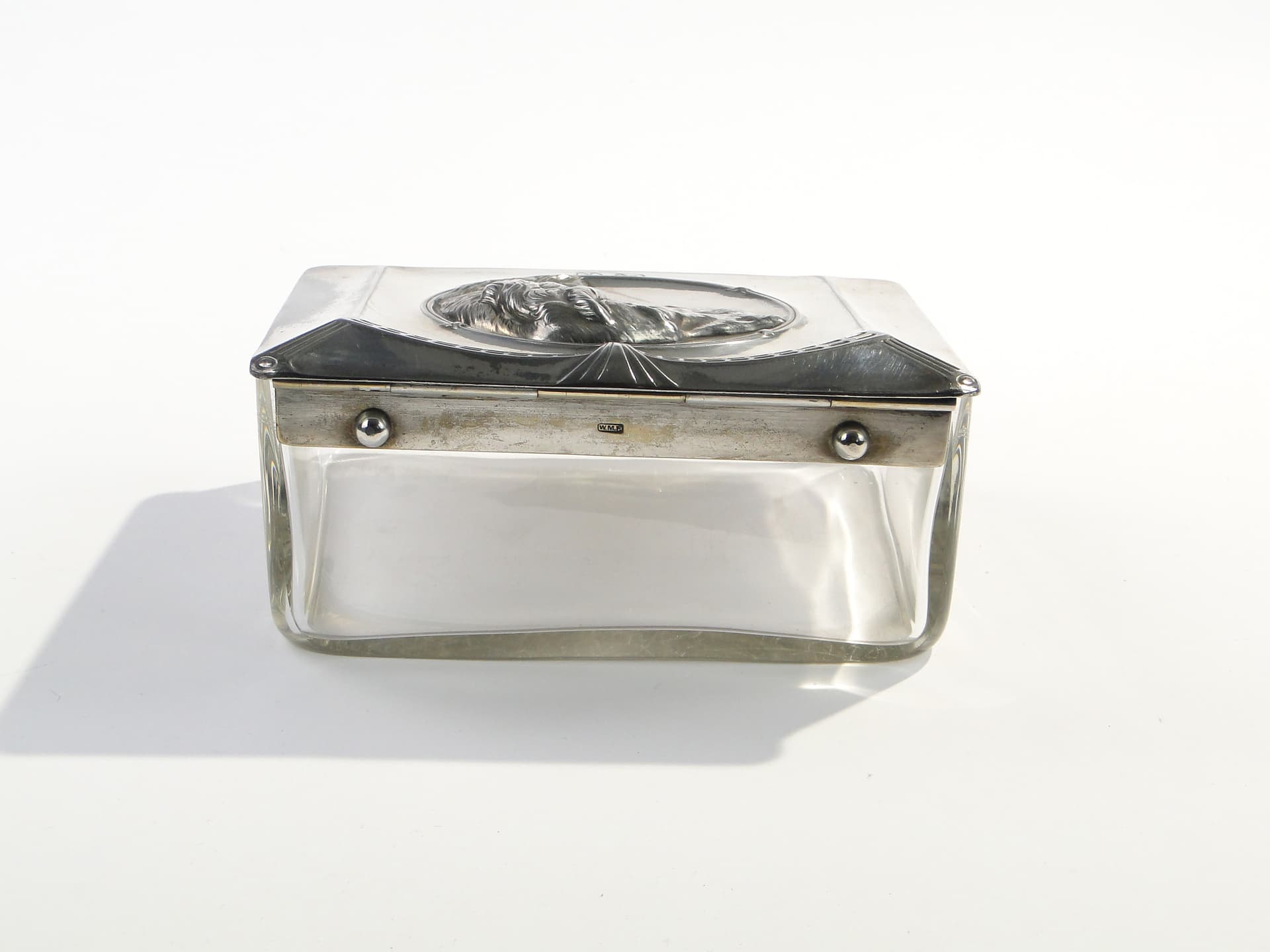 Kaseta gabinetowa Art Nouveau, kryształ transparentny, cyna platerowana, WMF, Niemcy, początek XX w. - 47410