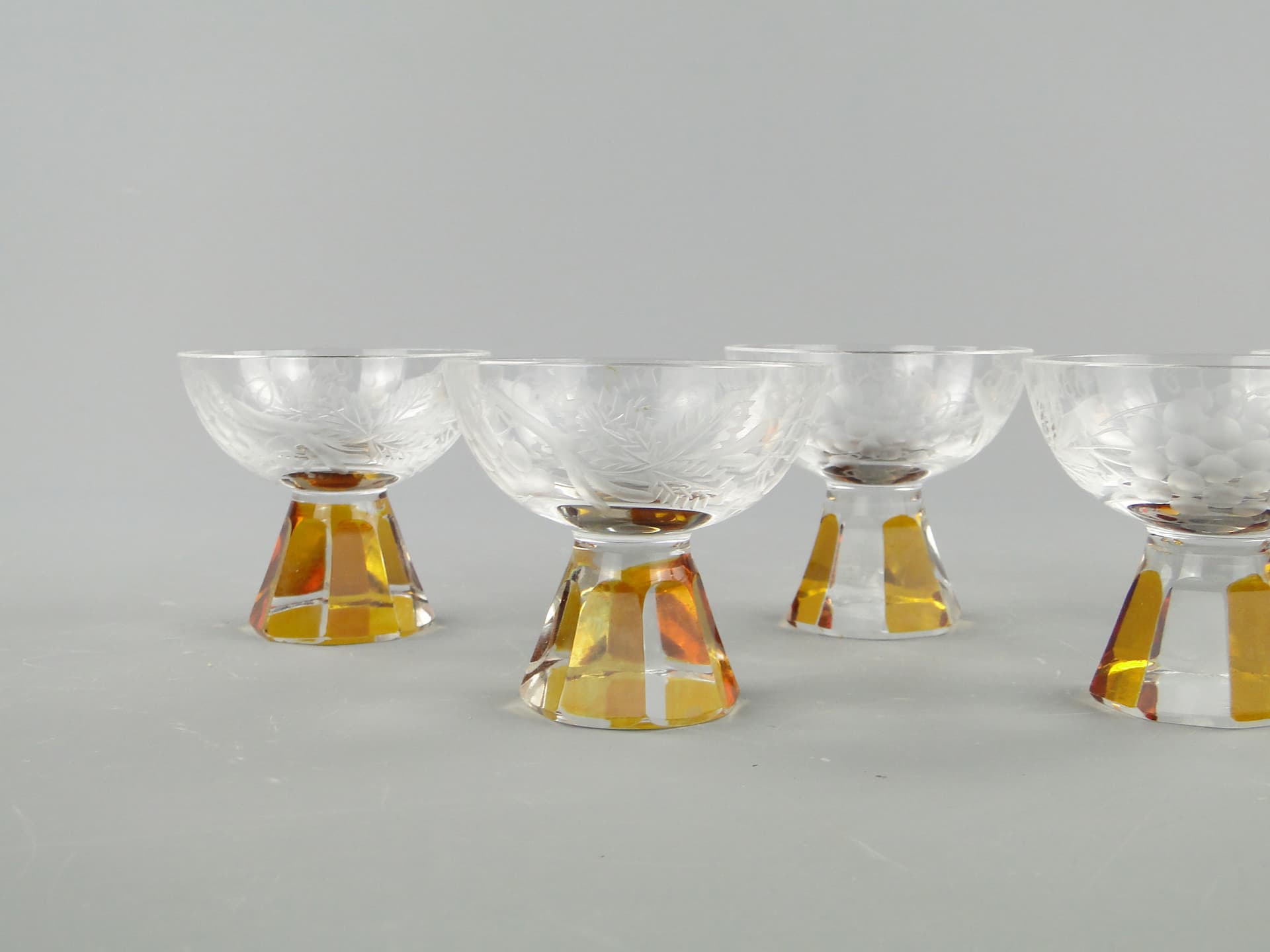 Set of Art Deco glasses, yellow crystal glass, Poland, 1930s. - 47555